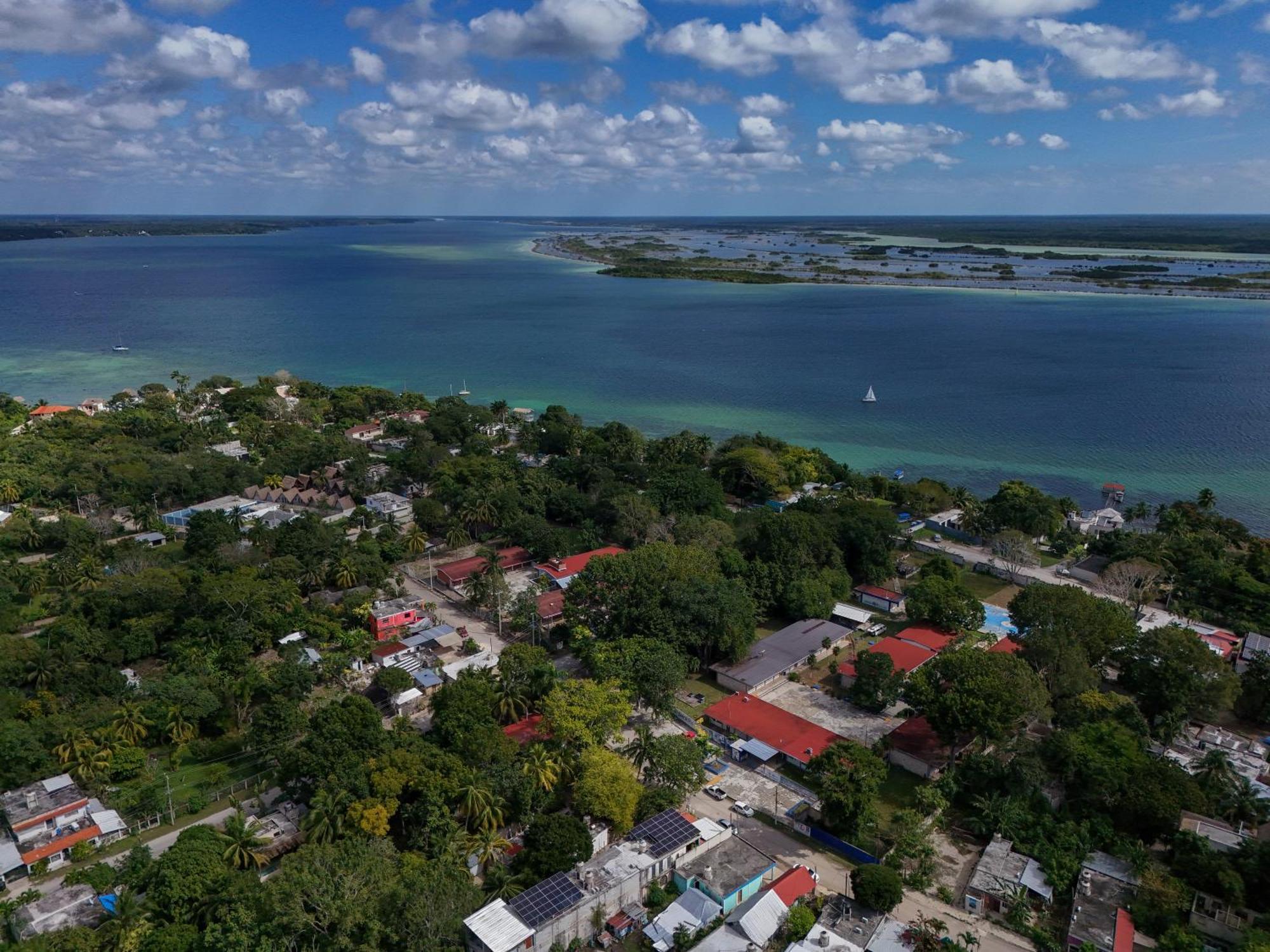 Sendero Hotel Apartaments Bacalar - Free Bikes Экстерьер фото